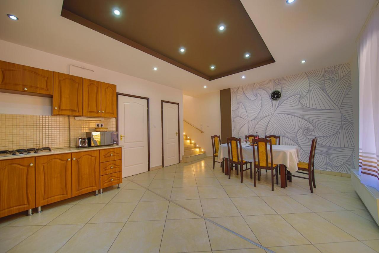 Kálvin utcai Apartmanok Hajduszoboszlo Exterior foto